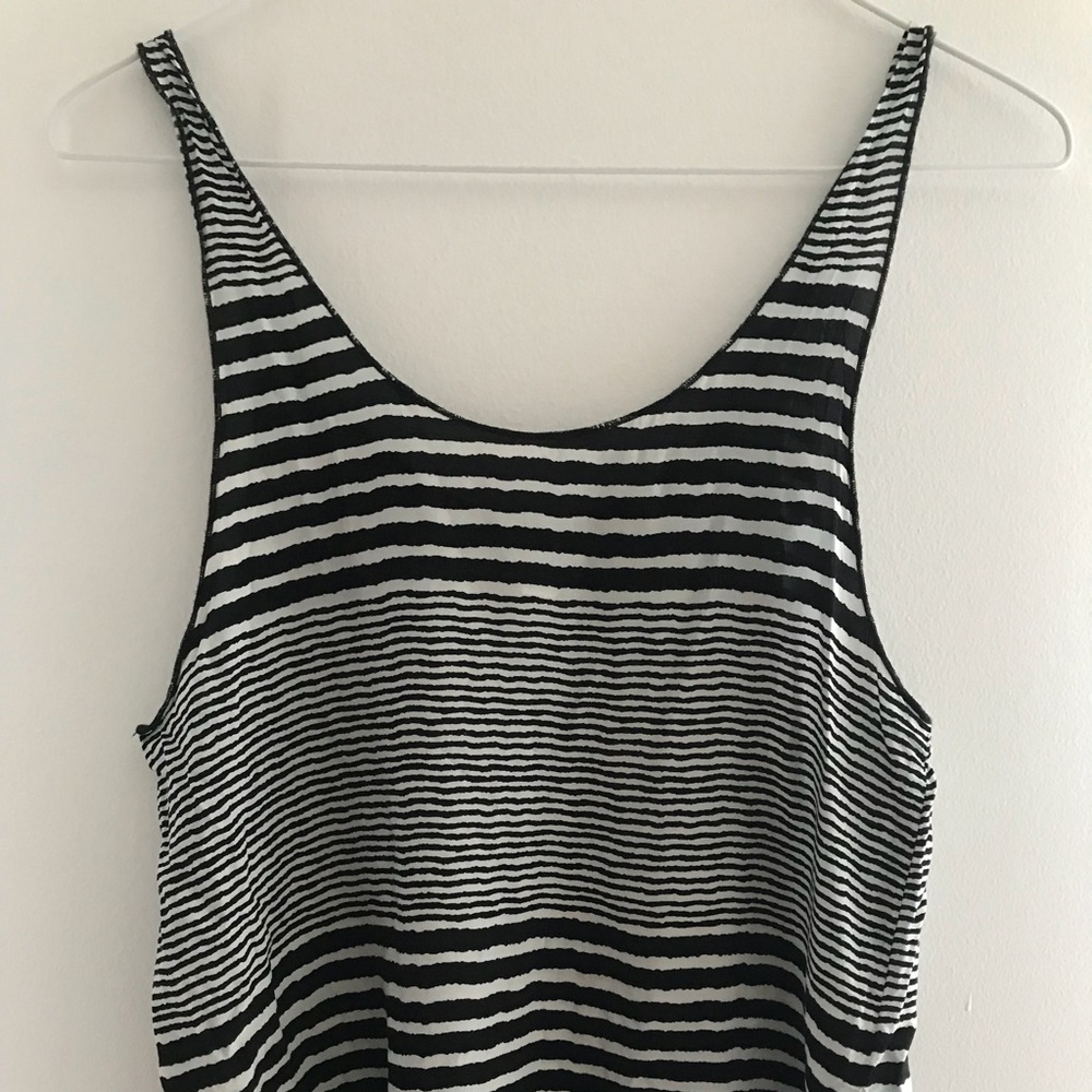 American Eagle Flowy Tank Top